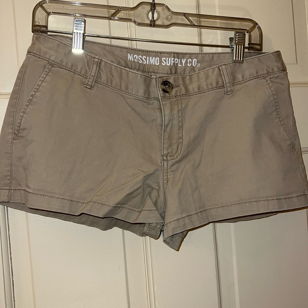 Khaki shorts